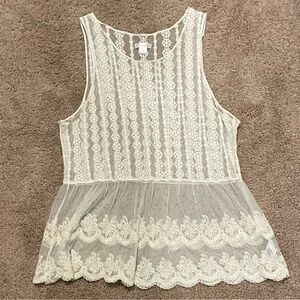 Elegant Lace Sleeveless Top - Cream (L)